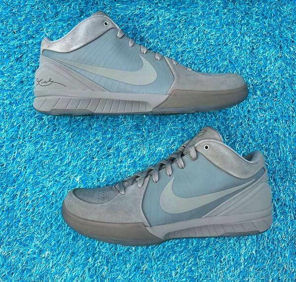 BASKETBALL KOBE 4 GRAY