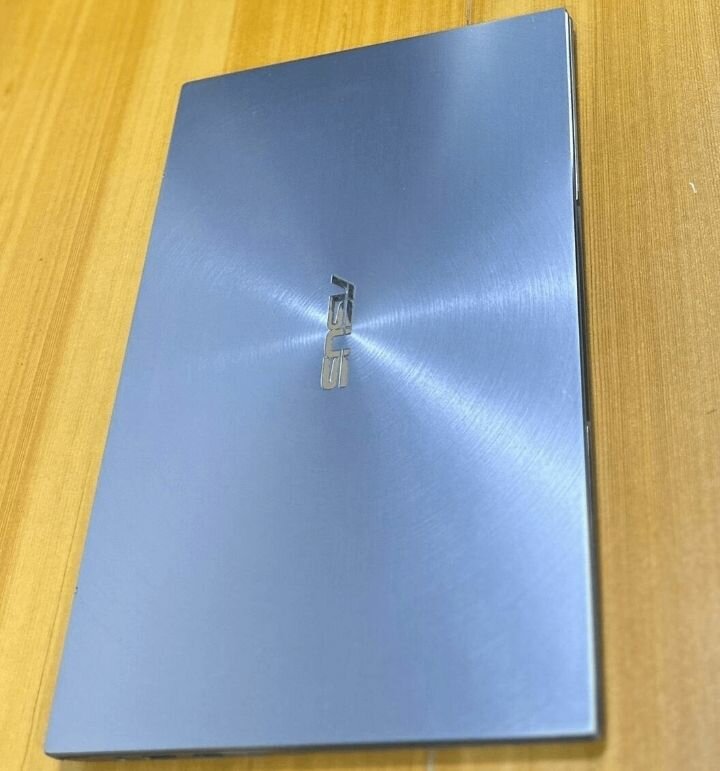 ASUS Laptop Ultrabook 14"