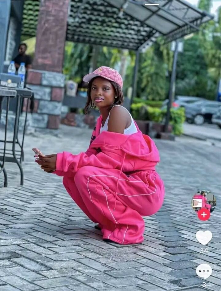 Ensemble de survêtement rose