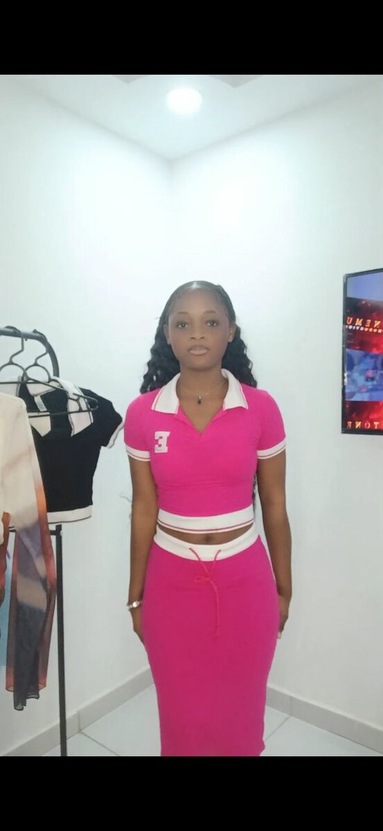 Ensemble chic femme moderne