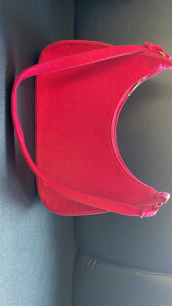 Sac à main en toile rose élégant