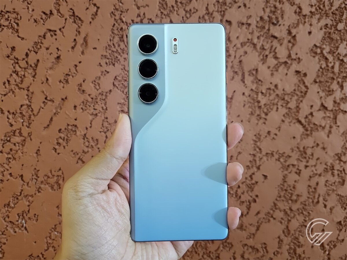 Smartphone Infinix moderne