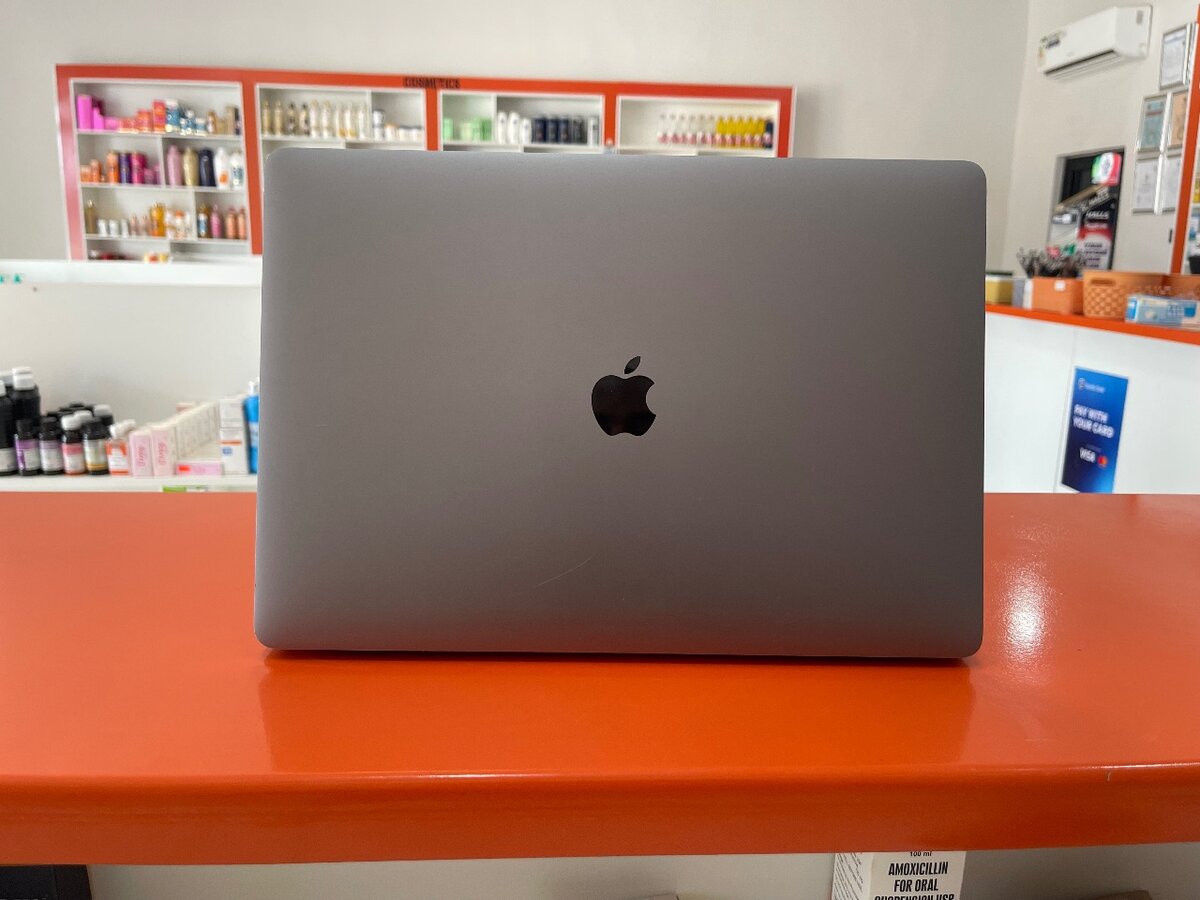 MacBook Pro 2016 model, 512Gb
