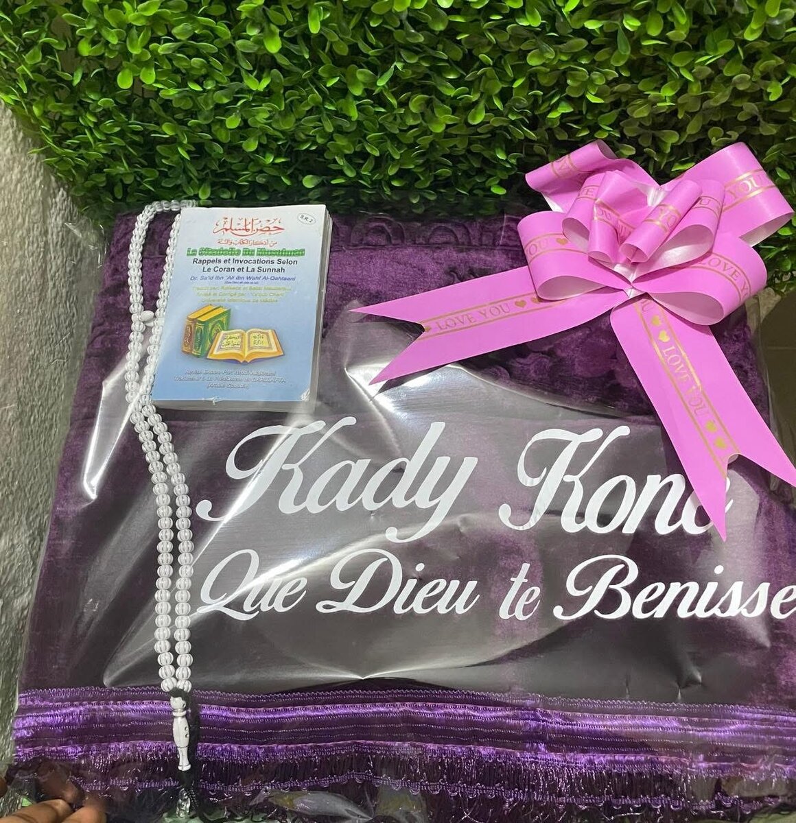 Cadeau de Charité Élegant