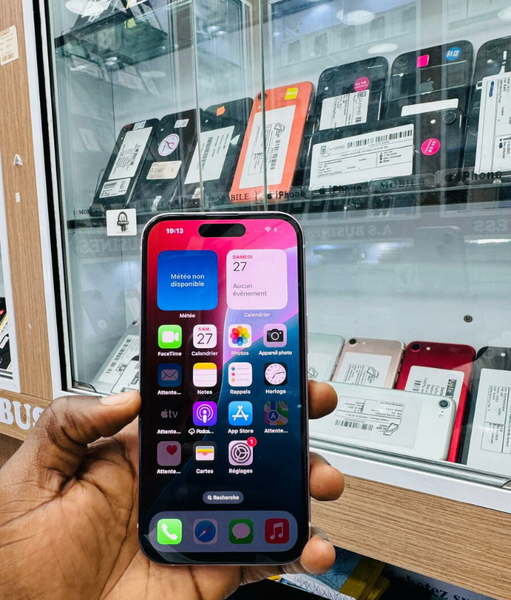 iPhone 15 Rose 128Go