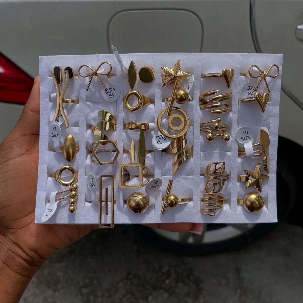 Colliers et Boucles d'Oreilles Tendance
