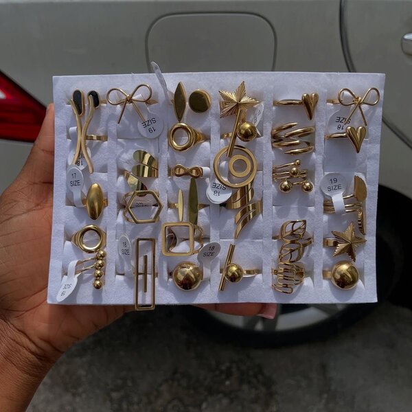 Colliers et Boucles d'Oreilles Tendance