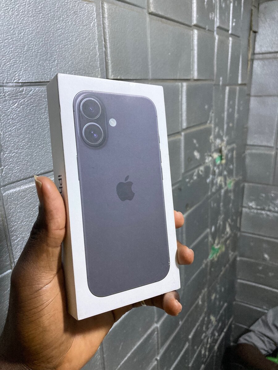 iPhone 16 simple CE