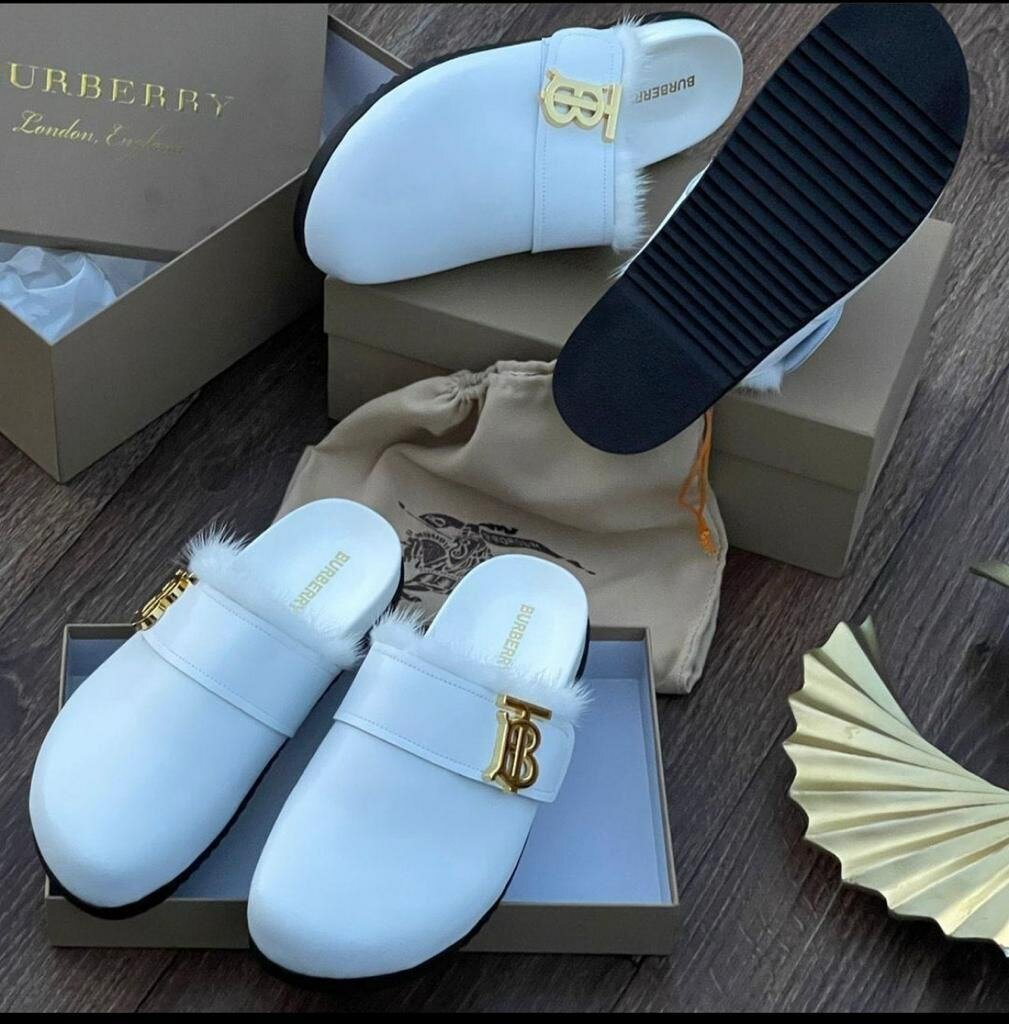 Burberry half shoes