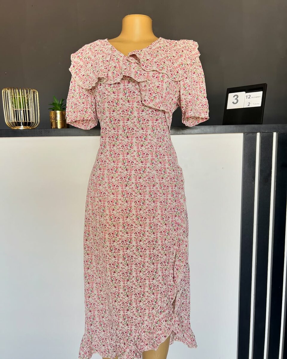  women's beautiful dress  Medium-Size 8-10