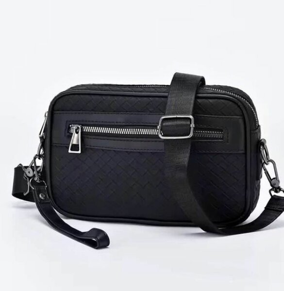 Sac bandoulière noir chic