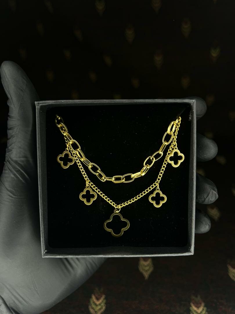 Collier à pendentifs élégants