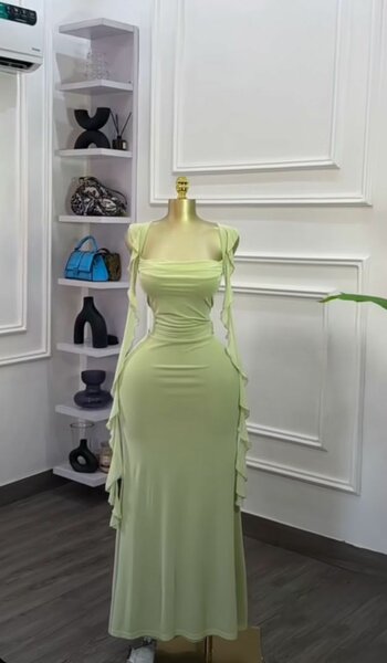 Robe élégante longue soirée