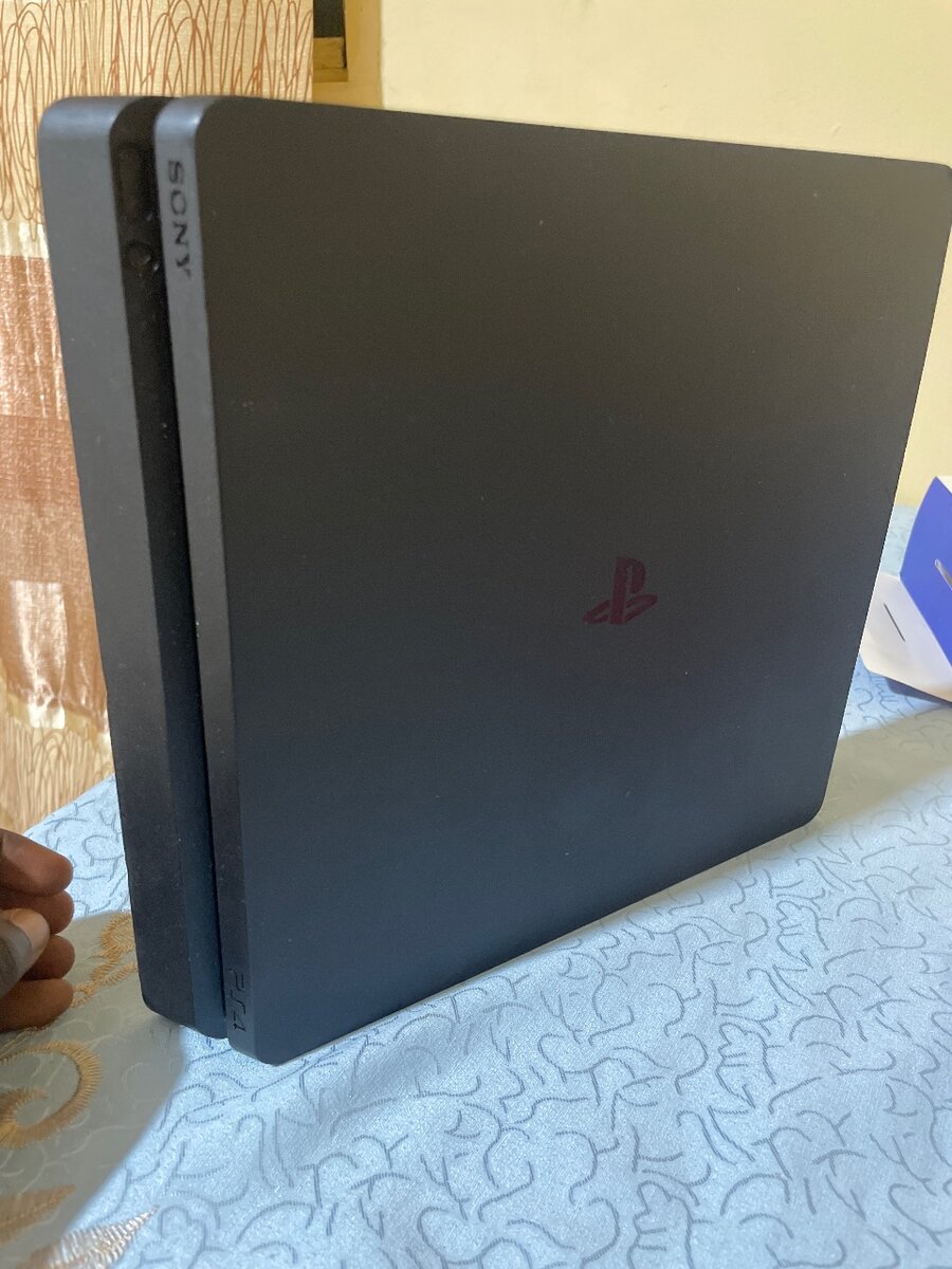 Console PlayStation4 Slim