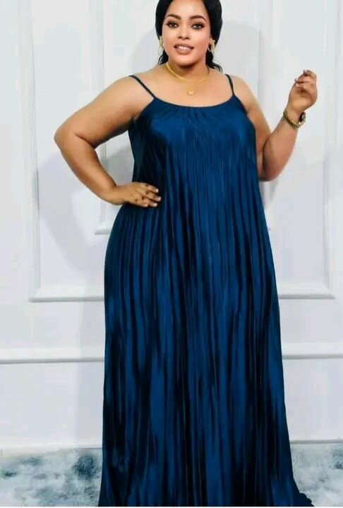 Robe Longue Plissée Satinée