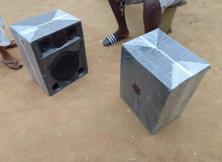 Paire De Baffes Sono Haut Parleur Nouveau Scellé