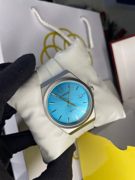 Montre Casio silicone bleu