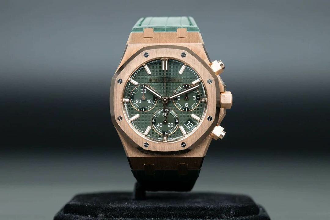 Montre de luxe  Ad