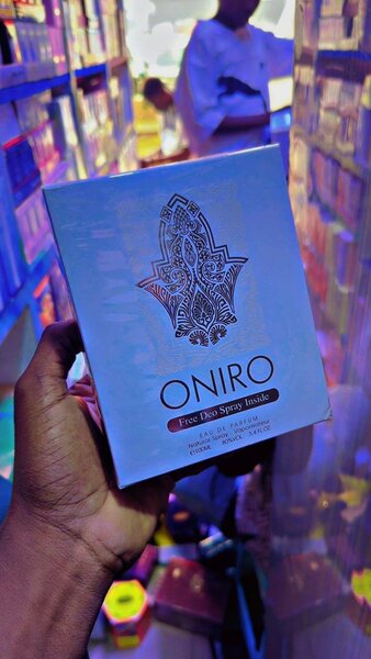 Parfum Oniro avec Déo Offert