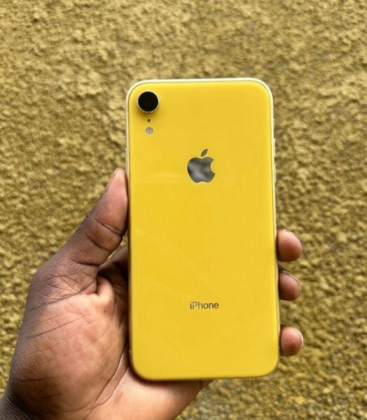 iPhone XR Jaune 64 Go