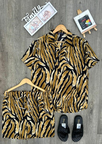 Pyjama à motif tigre