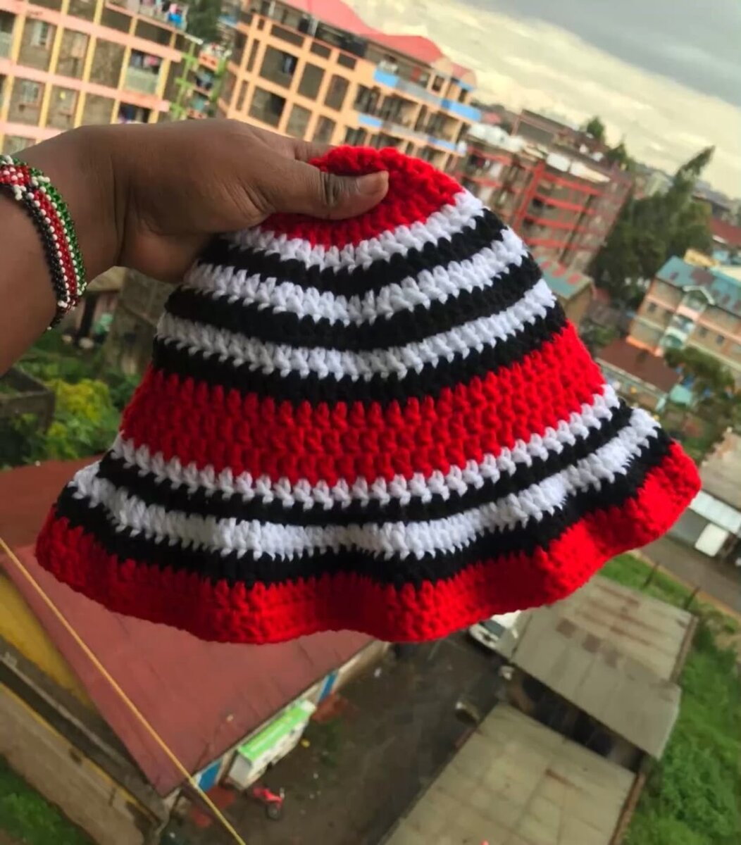 HappyHook Odumoblvck hat