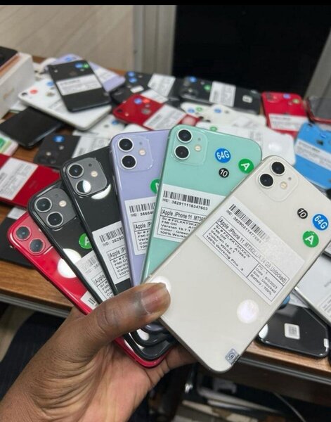 Apple iPhone 11 - Multicolore