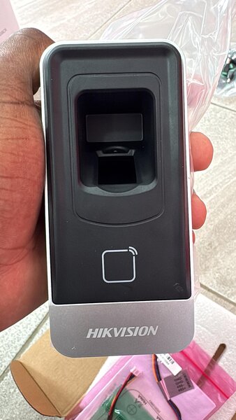 Lecteur d'empreintes Hikvision