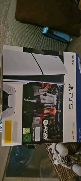 Sony PS5 avec FC 26