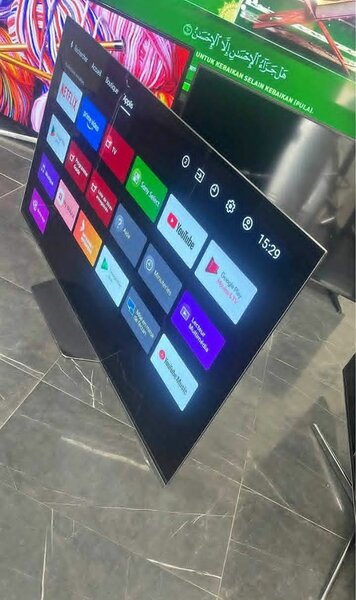 Téléviseur LED intelligent 4K