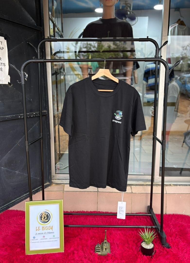 T-shirt graphique noir Art 90