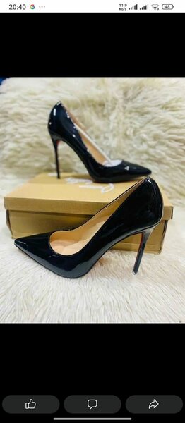 Escarpins LOUBOUTIN