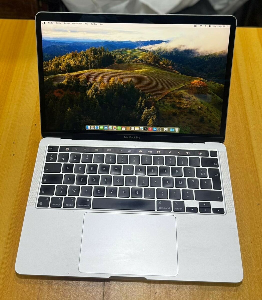 MACBOOK PRO M2 2022