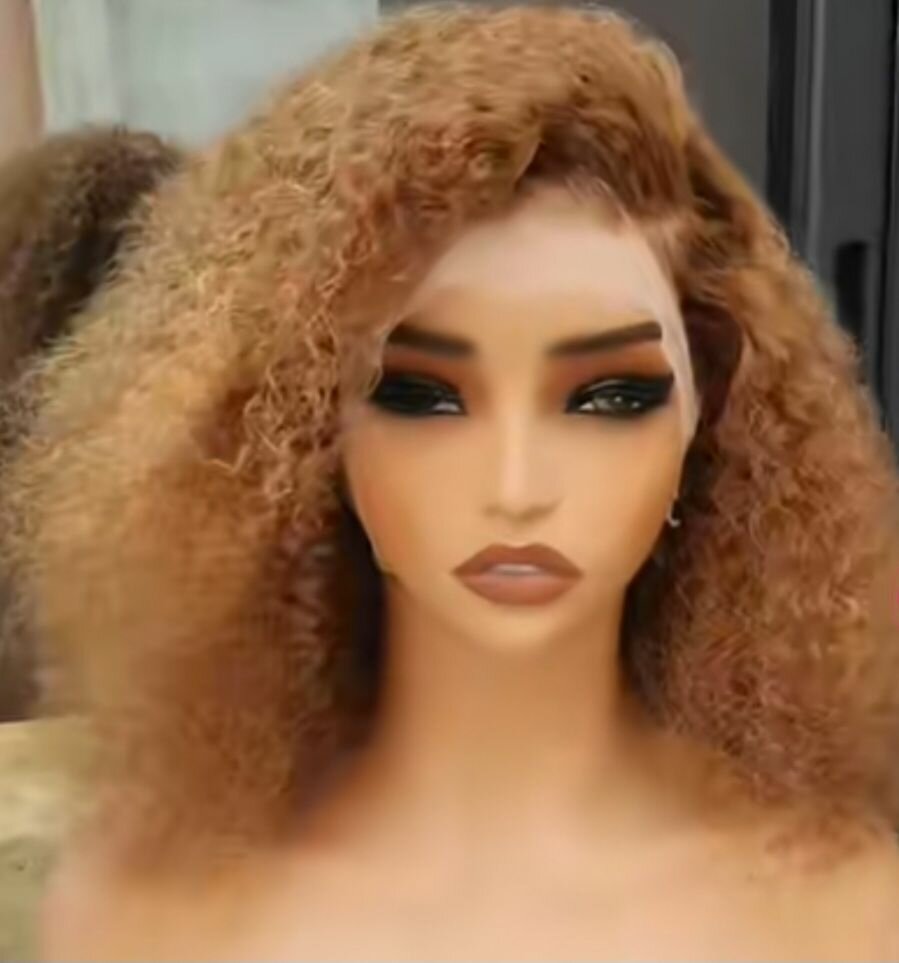 Perruque lace front bouclée
