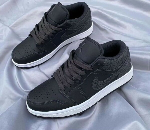 Air Jordan 1 low