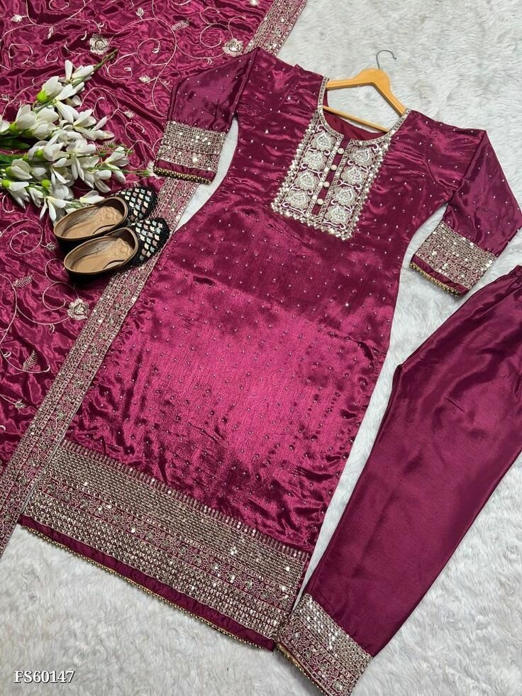 Organza 3 Peace Suit