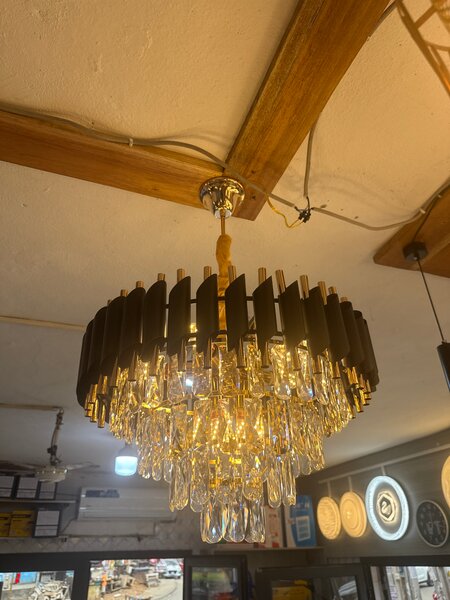 Lustre élégant en cristal moderne