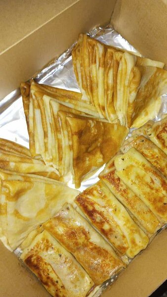 Crêpes nature , jambon fromage