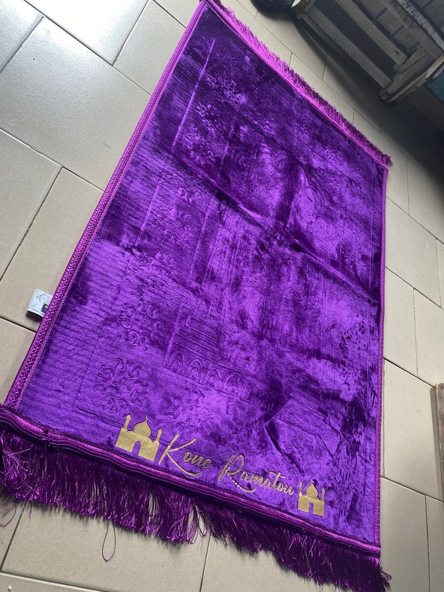 Tapis personnalisé violet