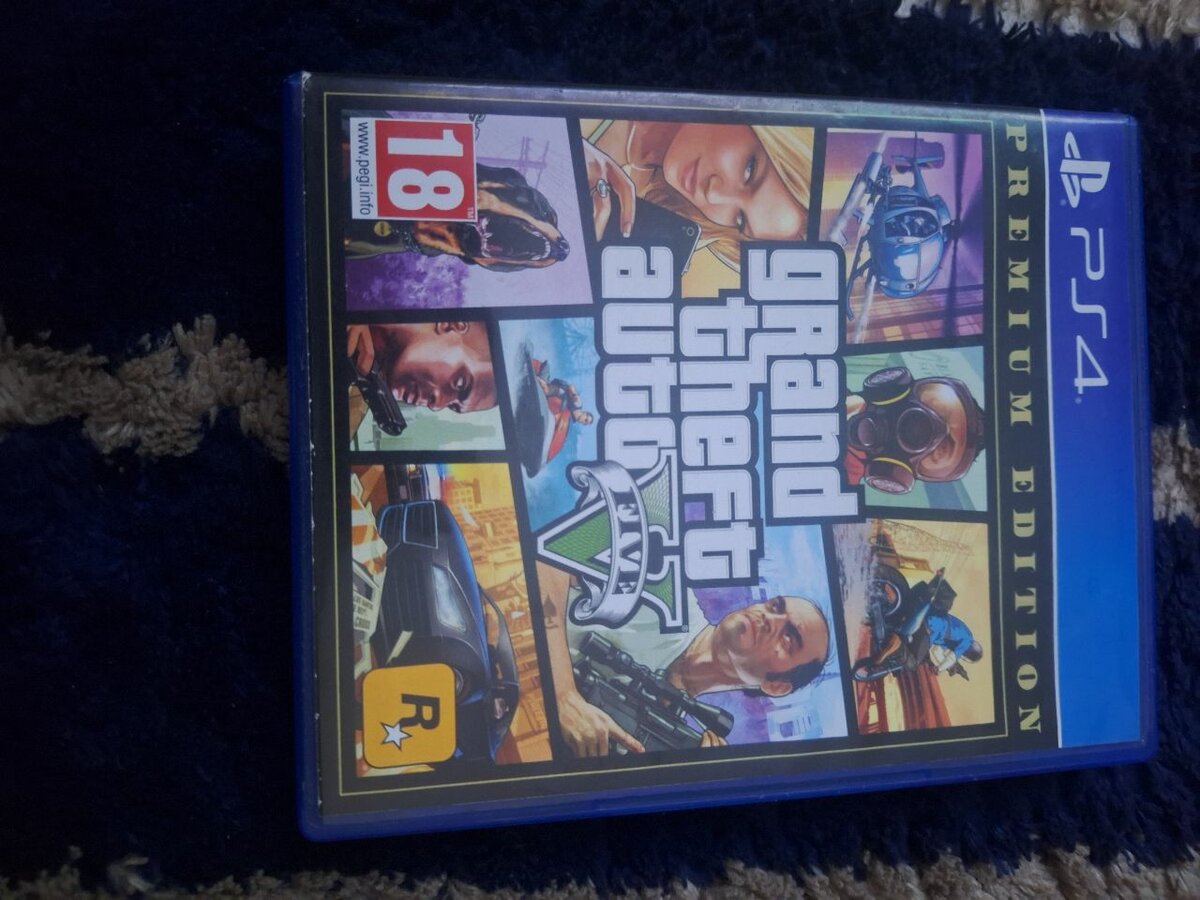 GTA V Édition Premium PS4