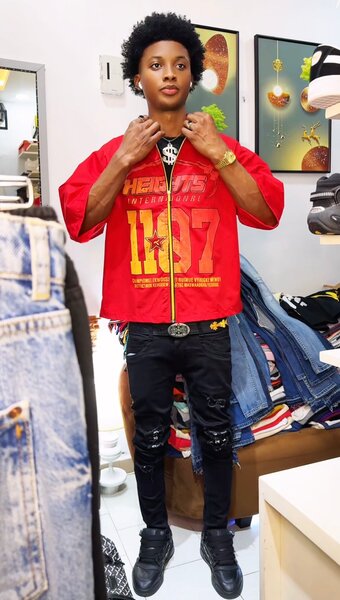 Veste rouge unisexe + jean