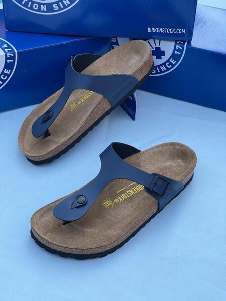BIRKENSTOCK