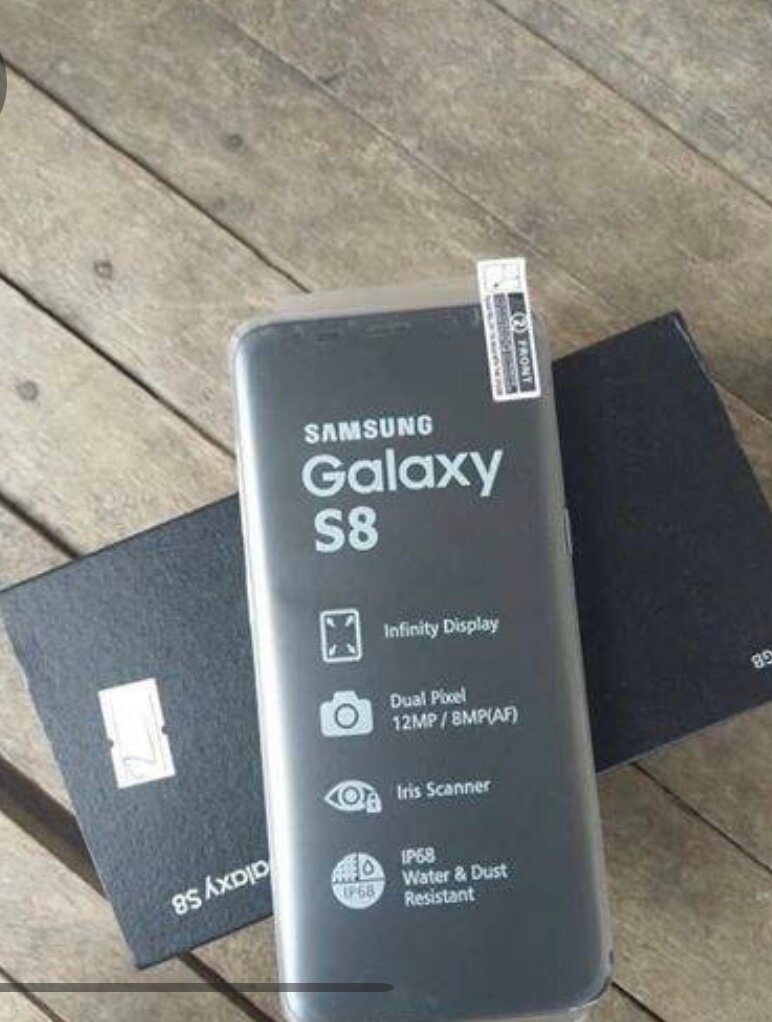 Samsung Galaxy S8 Smartphone