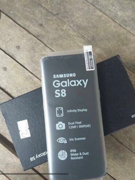 Samsung Galaxy S8 Smartphone
