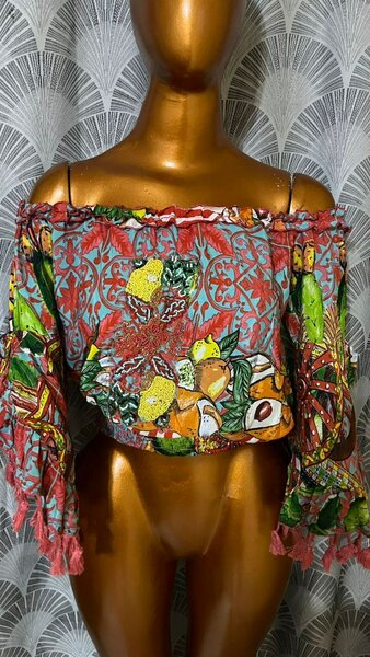 Top bohème à épaules dénudées