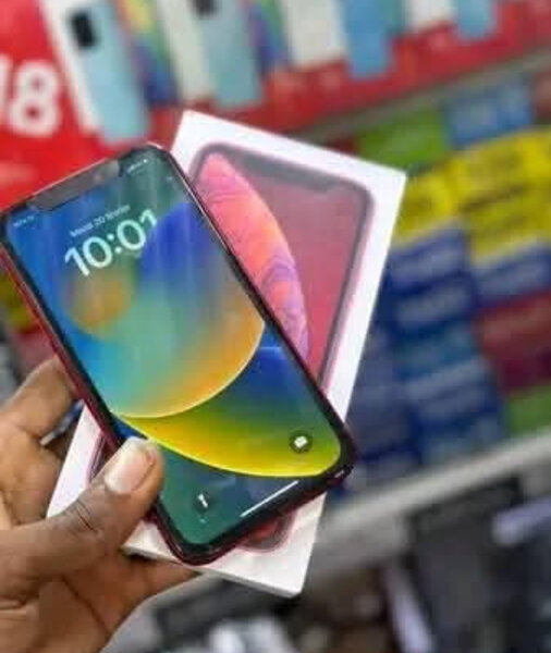 Smartphone Apple Rouge avec Boîte