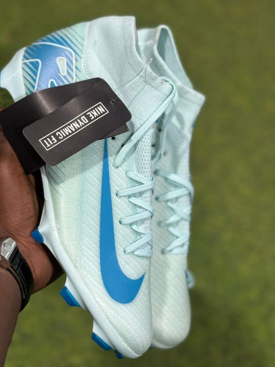 Nike Chaussures de Football Homme