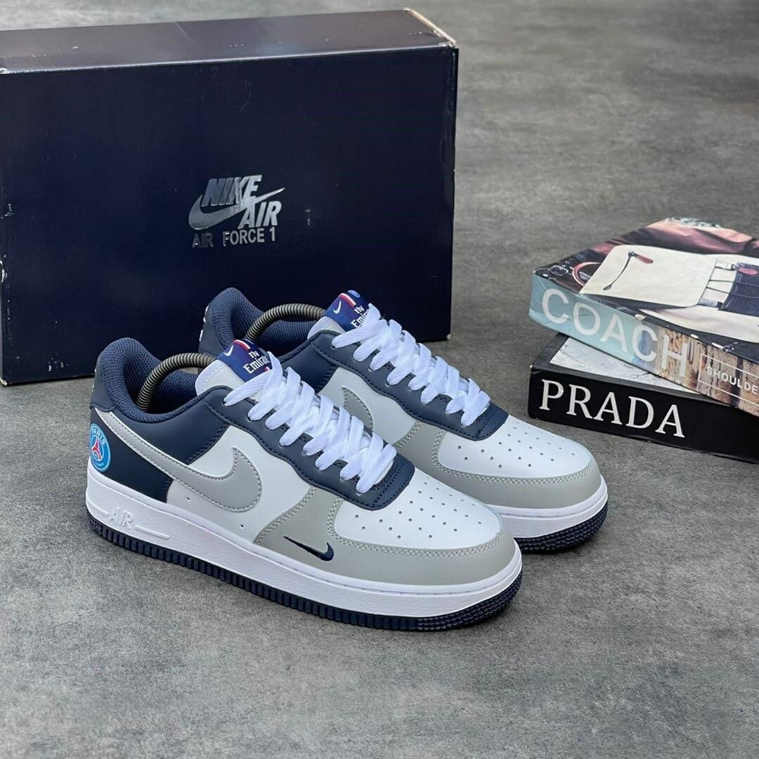 NIKE AIRFORCE PARIS