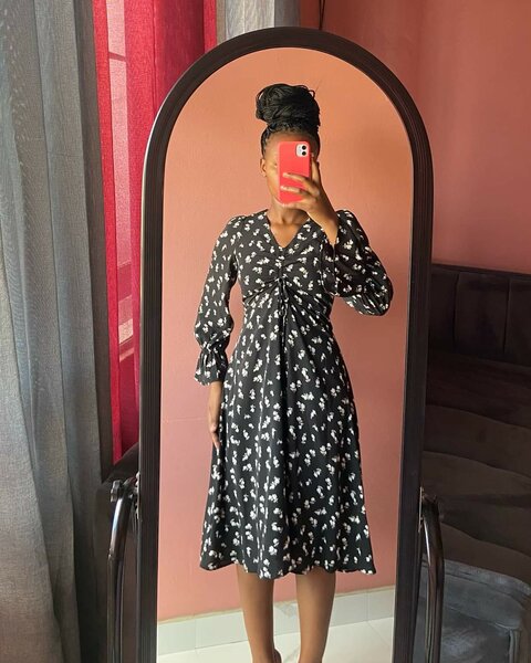 Dress Size S (UK 8/10)