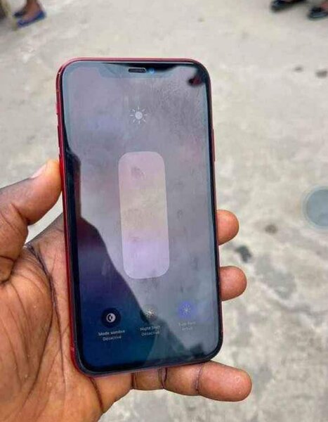 iPhone  12 simpleRouge Élégant